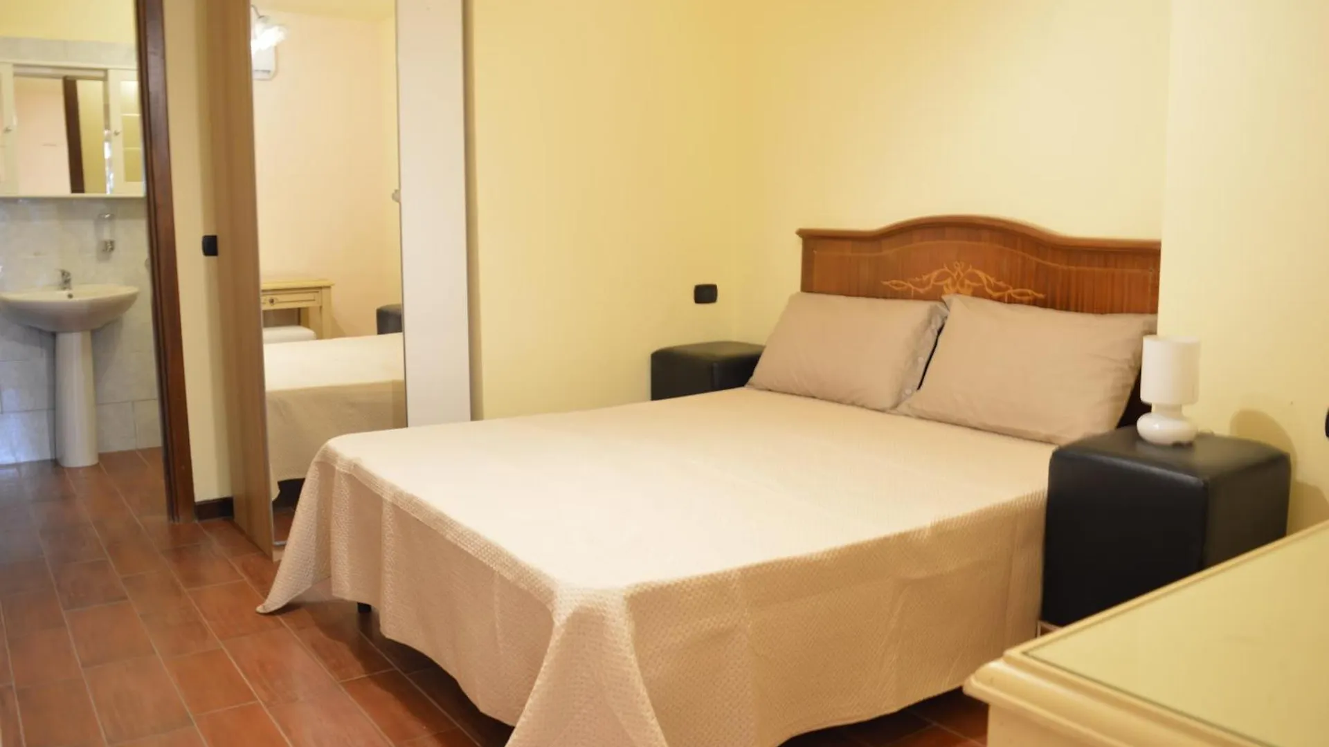 Guest house Villa Grazia Aci Catena Italy